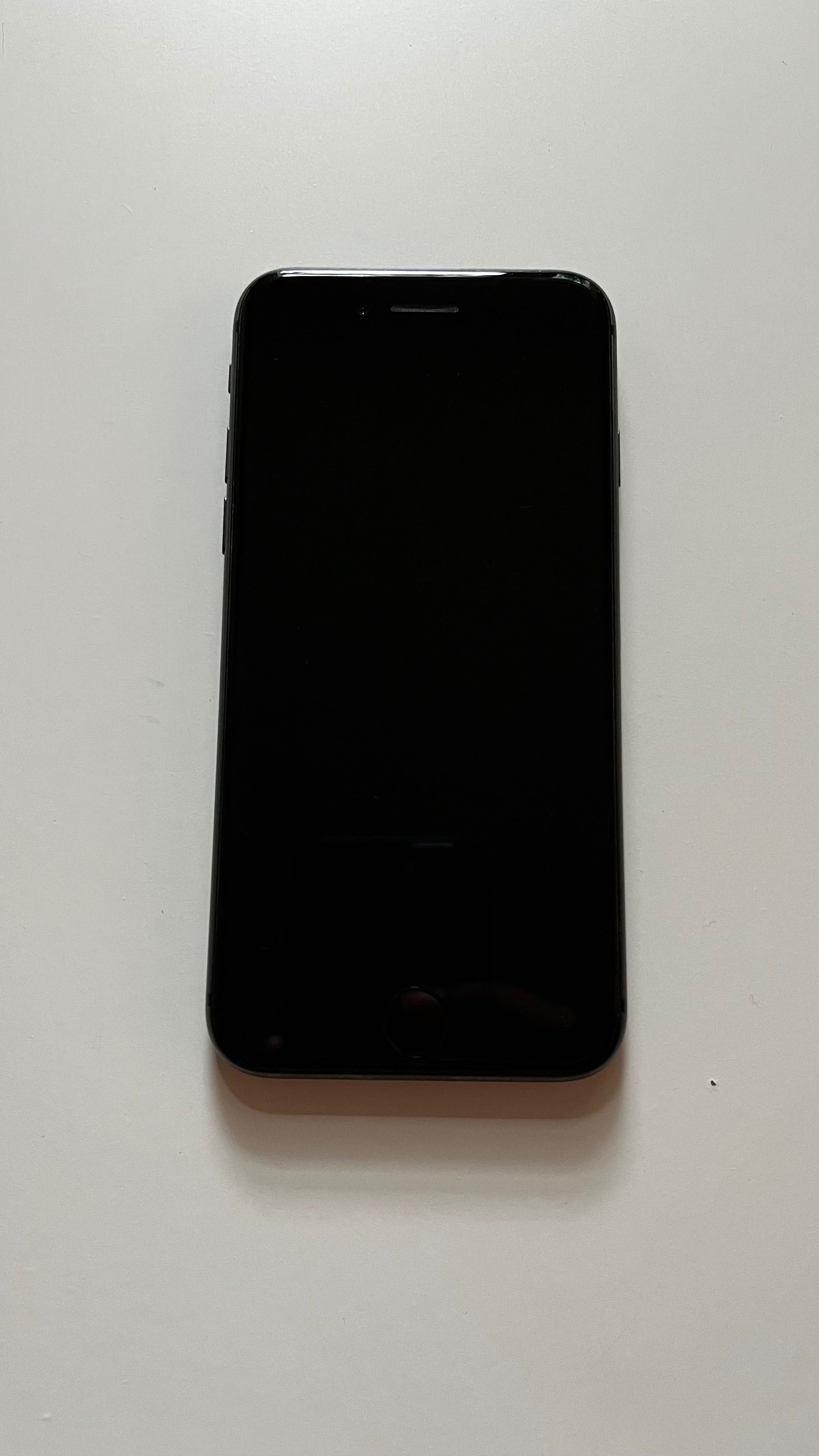 iPhone 8 Space Gray