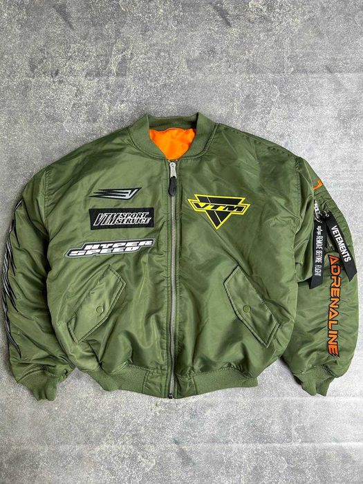 Бомбер Vetements Alpha Industries Edition курточка Green Bomber куртка