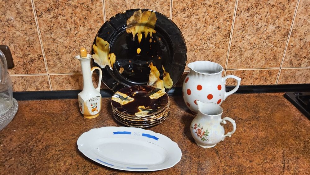 Блюда ,тарелки, соусник , селедочница, молочник СССР 1950г. винтаж