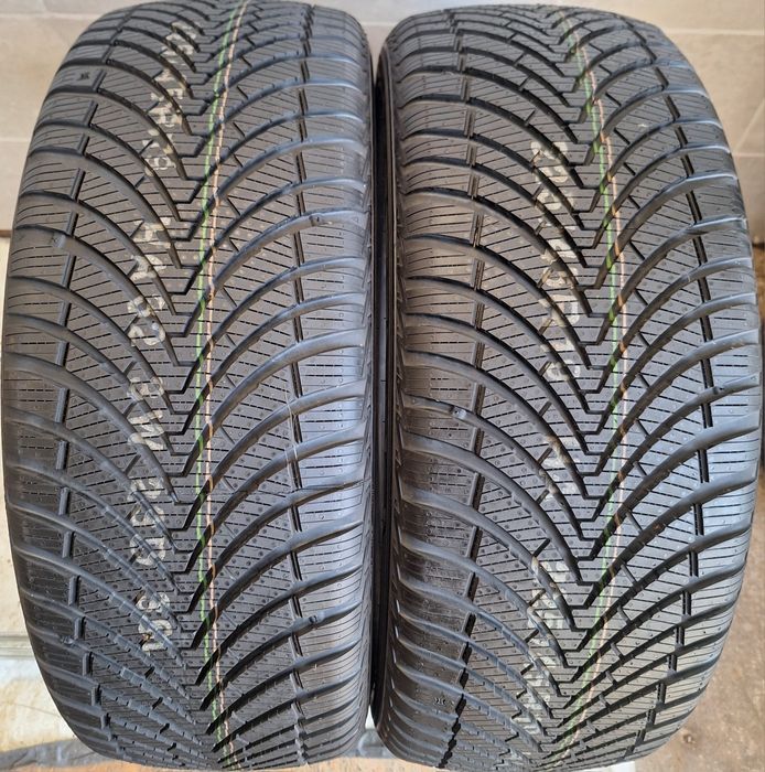 Opony Całoroczne 19 Kumho Solus 4S HA32 225/45R19 Para Nowe