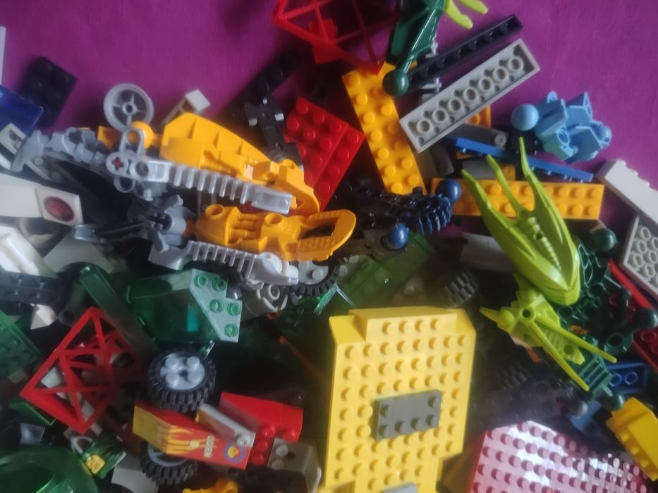 Klocki LEGO i typu LEGO. Na wagę.