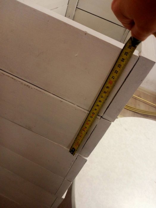 Skrzynia na kwiaty biała