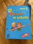 Zestaw ksiazek i cwiczen do 1 klasy Razem w szkole Wsip