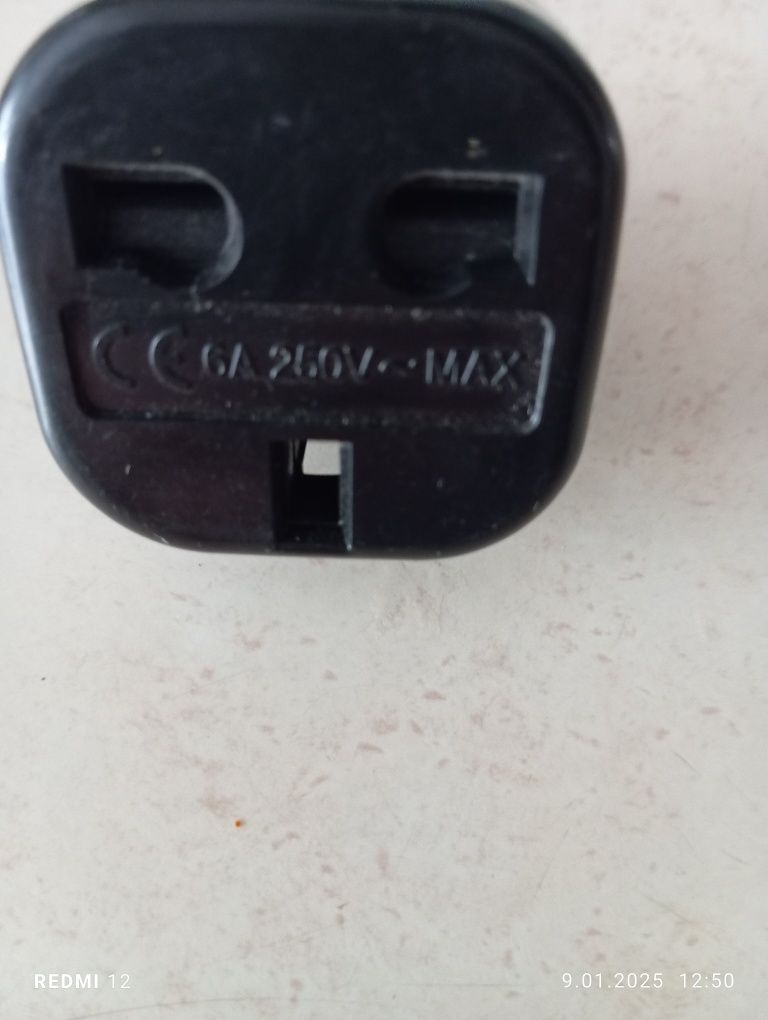 Wtyczka sieciowa.Adapter.