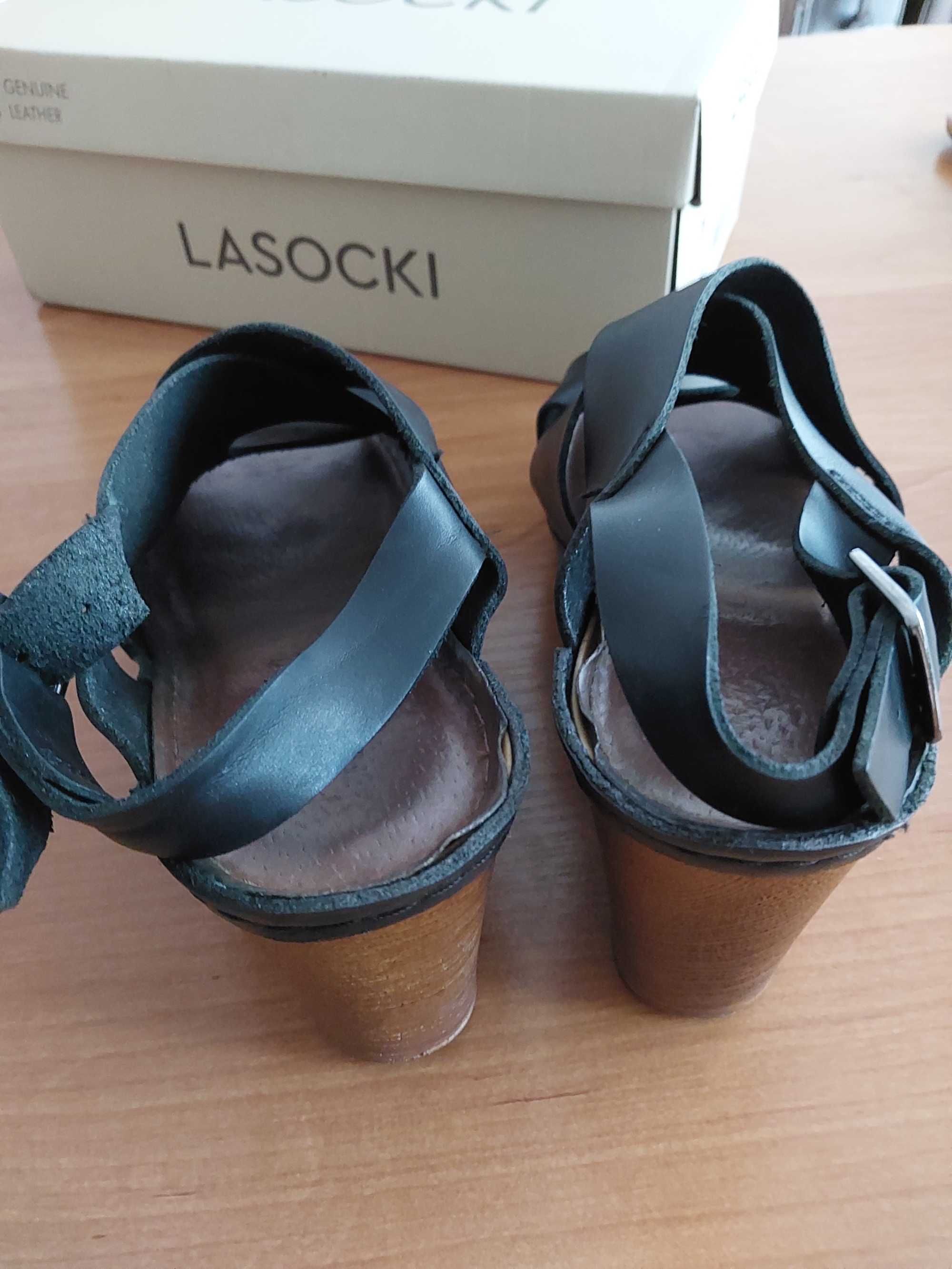 Sandały ze skóry naturalnej Lasocki