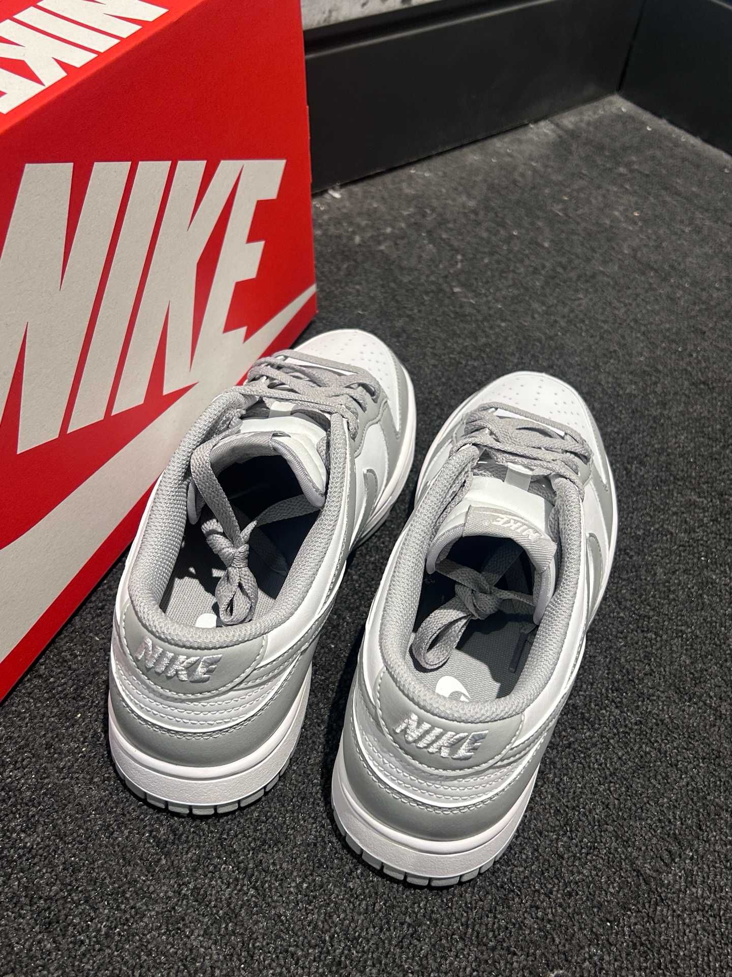 Nike_Dunk_Low_Grey Fog_unisex_Obuwie sportowe R.37.5
