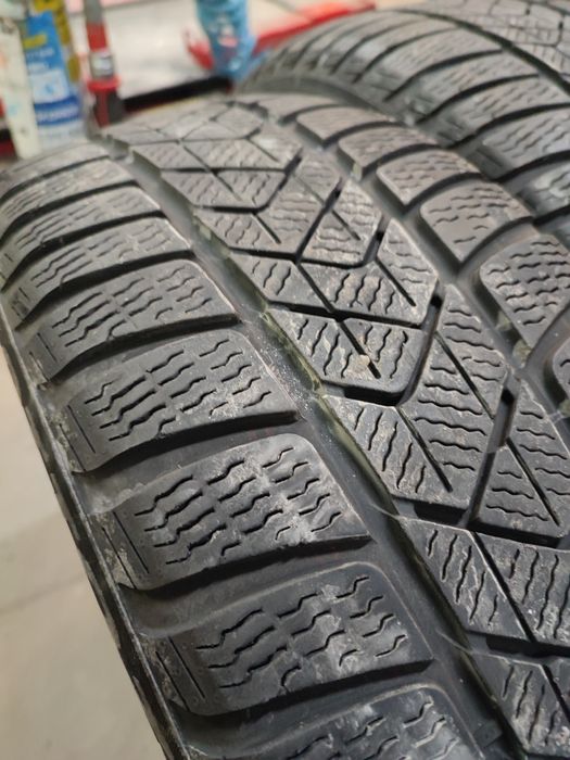 Opony zimowe 205/50R17 93H Pirelli SottoZero 3