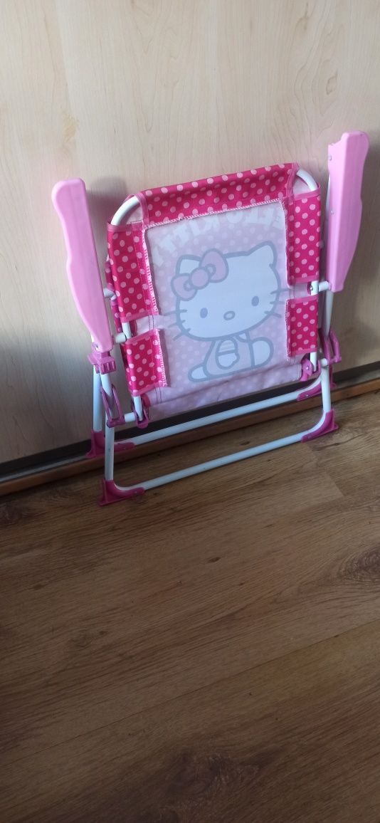 Krzesełko różowe Hello Kitty
