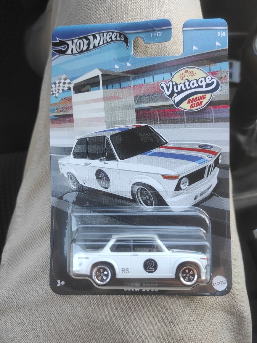 BMW 2002 hot wheels