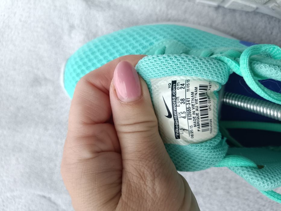 Женские кроссовки Nike р37.5-38