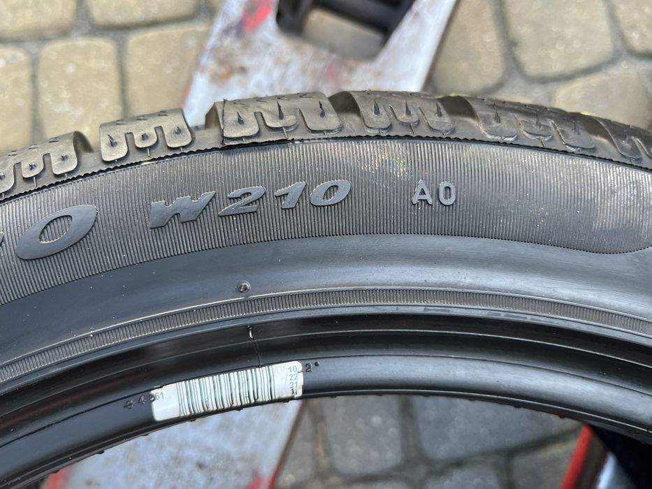 1szt. 225/45/18  Pirelli SottoZero  W210 AO 2014r.