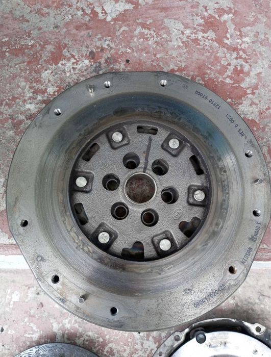 Маховик демфер Nissan Honda Mazda Navara d 40Volkswagen  Misubishi