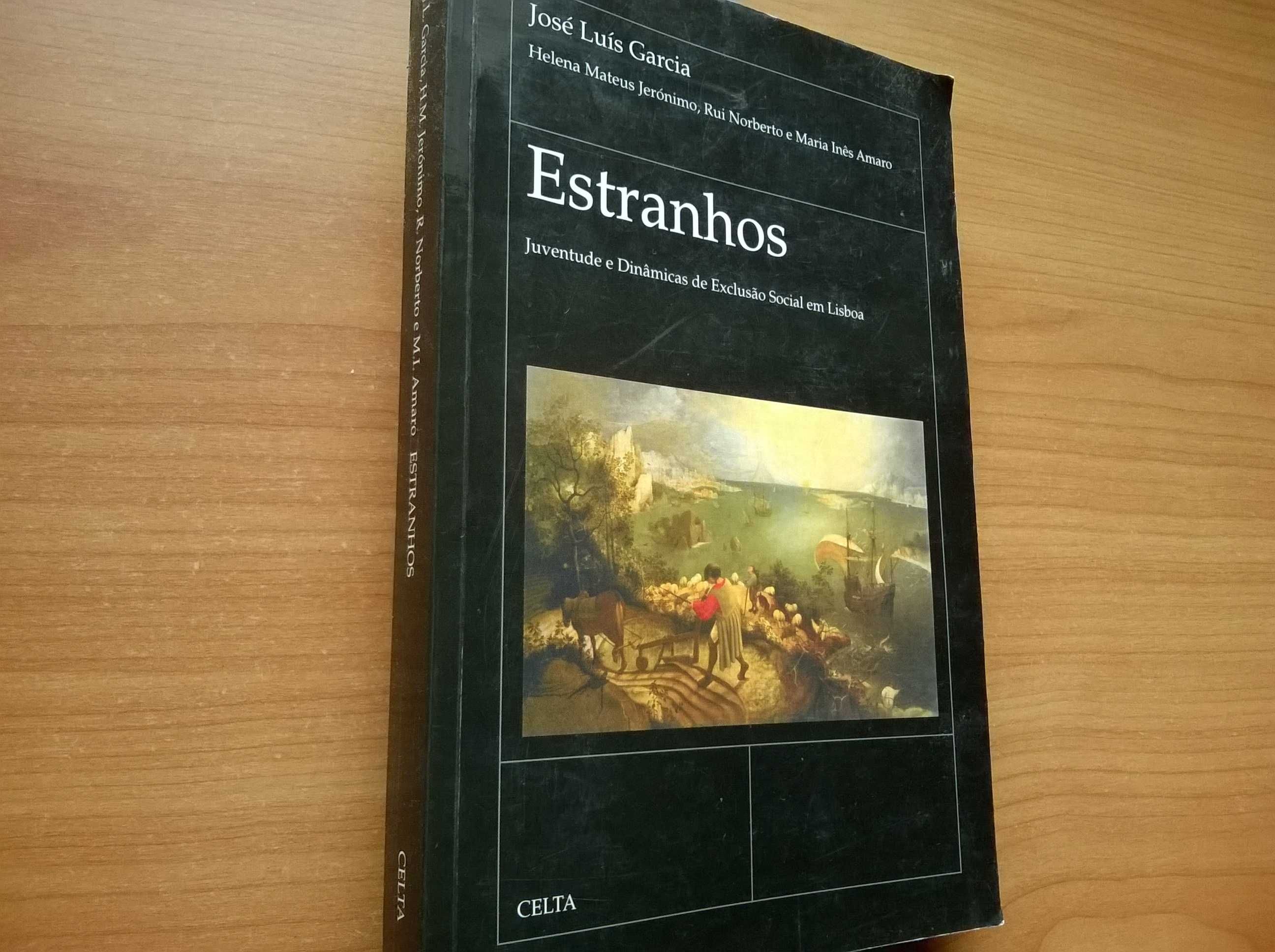 " Estranhos " - José Luís Garcia