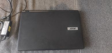 Acer Aspire ES1-512 8GB Ram, 120GB SSD + 500GB HDD Idelany Stan