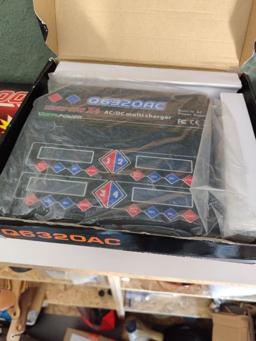 Carregador lipo inteligente 4 canais Vista Power Q6320AC – como novo!