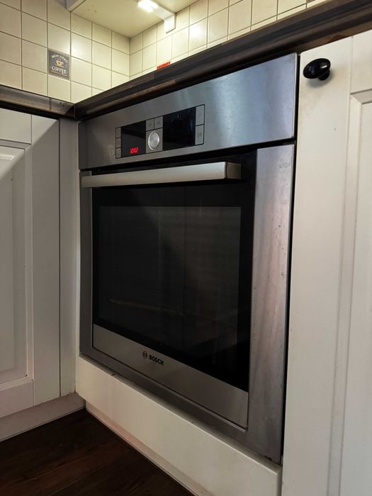 Bosch HBG36T650 – piekarnik do zabudowy, sprawny