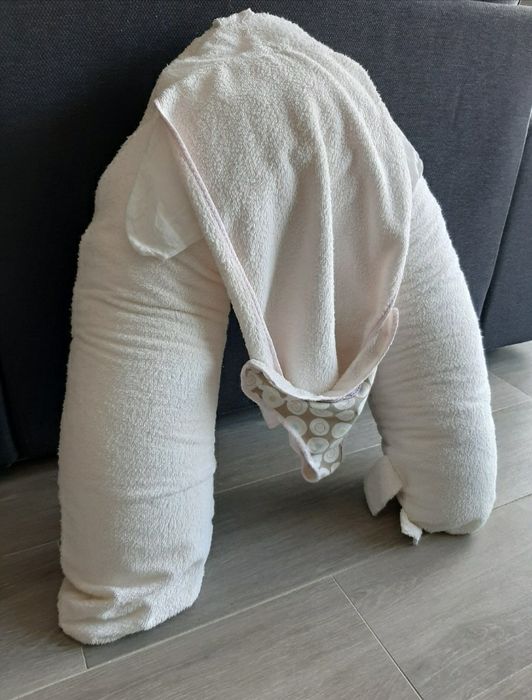 Almofada de amamentação e de encosto para bebé