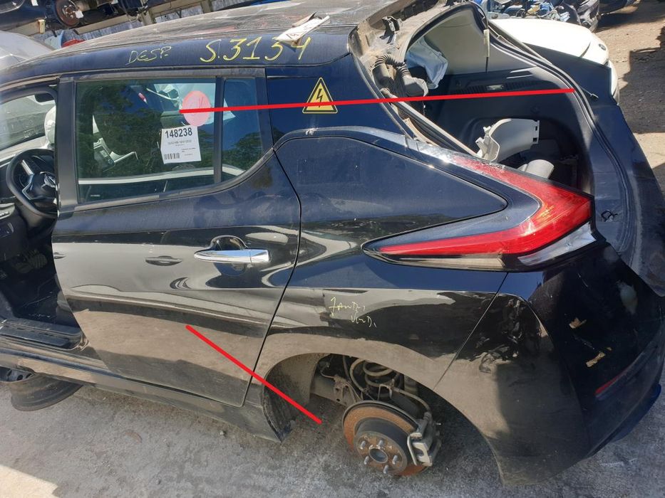 Painel trás esquerdo NISSAN Leaf EV (ZE1)