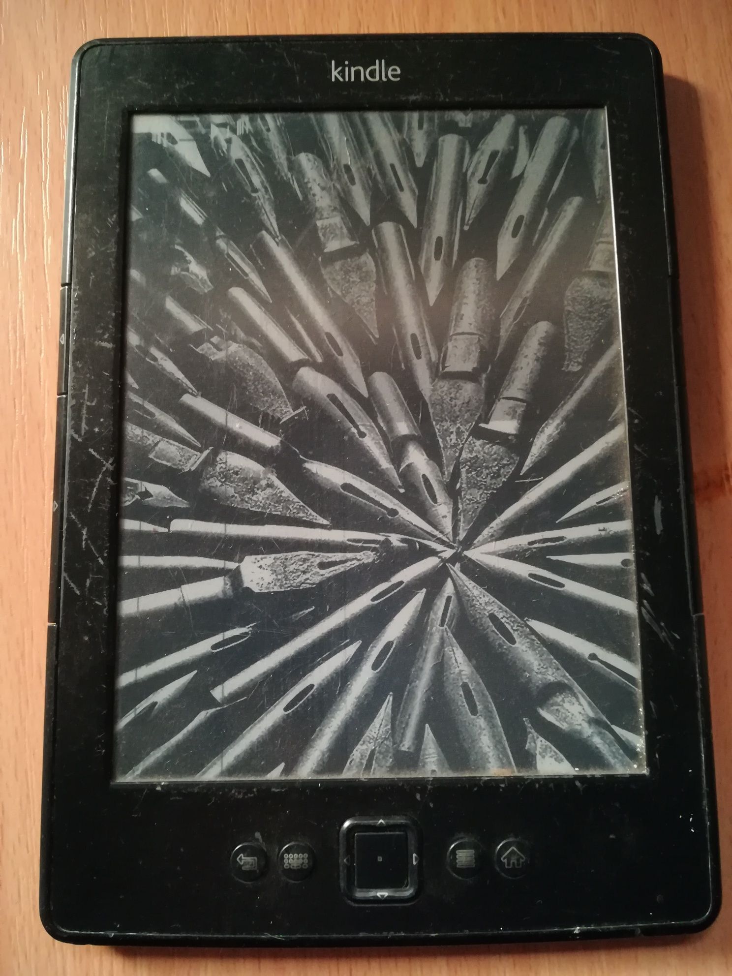 Планшет Amazon Kindle D01100