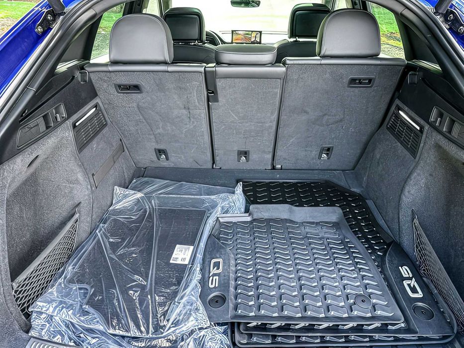 Audi Q5      2022