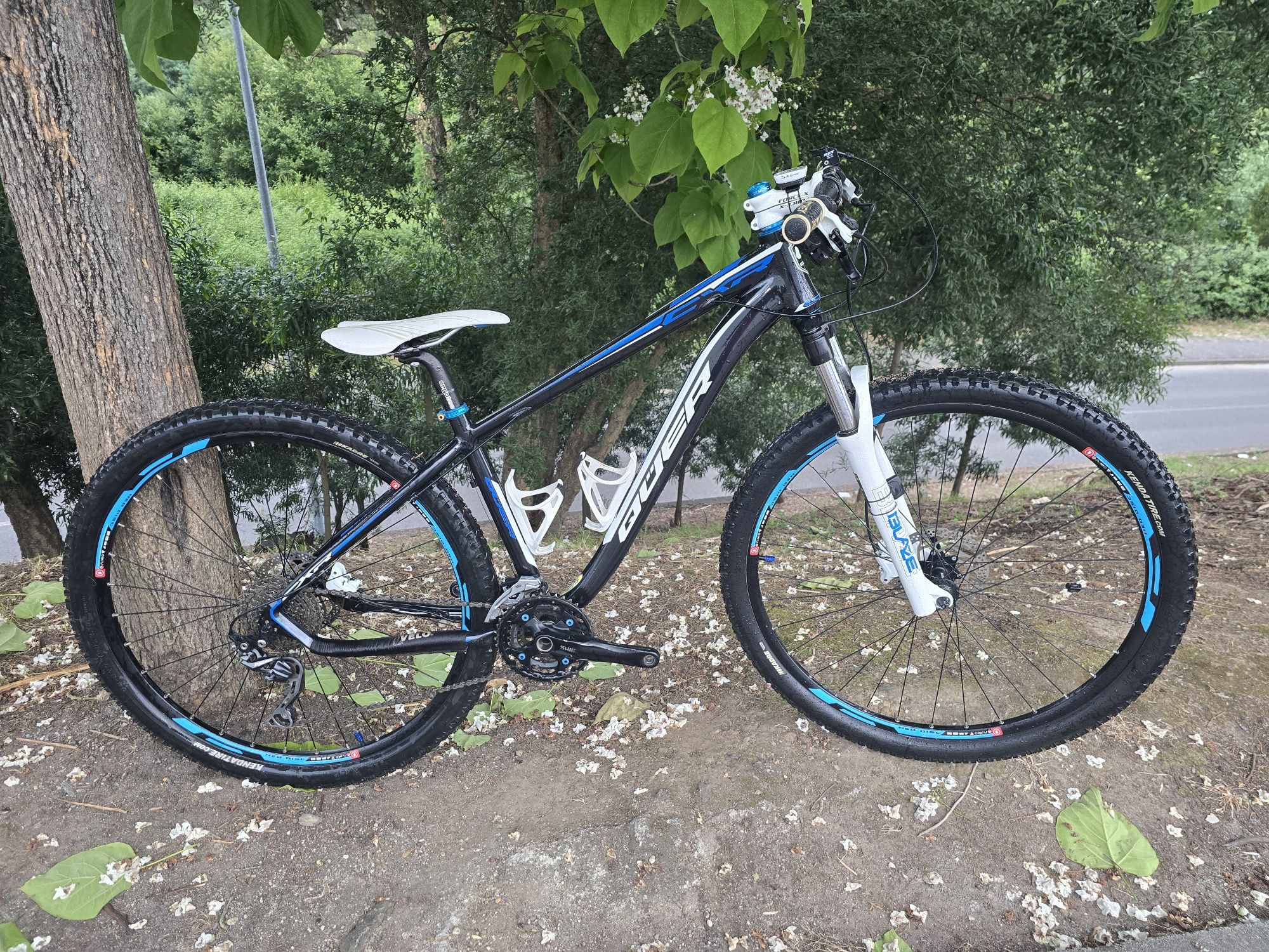 Btt 29 s 10x3v travoes hidraulicos