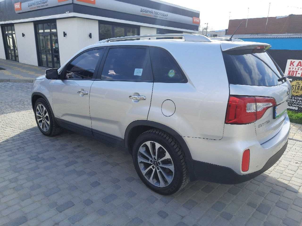 Продам KIA Sorento 2012 г