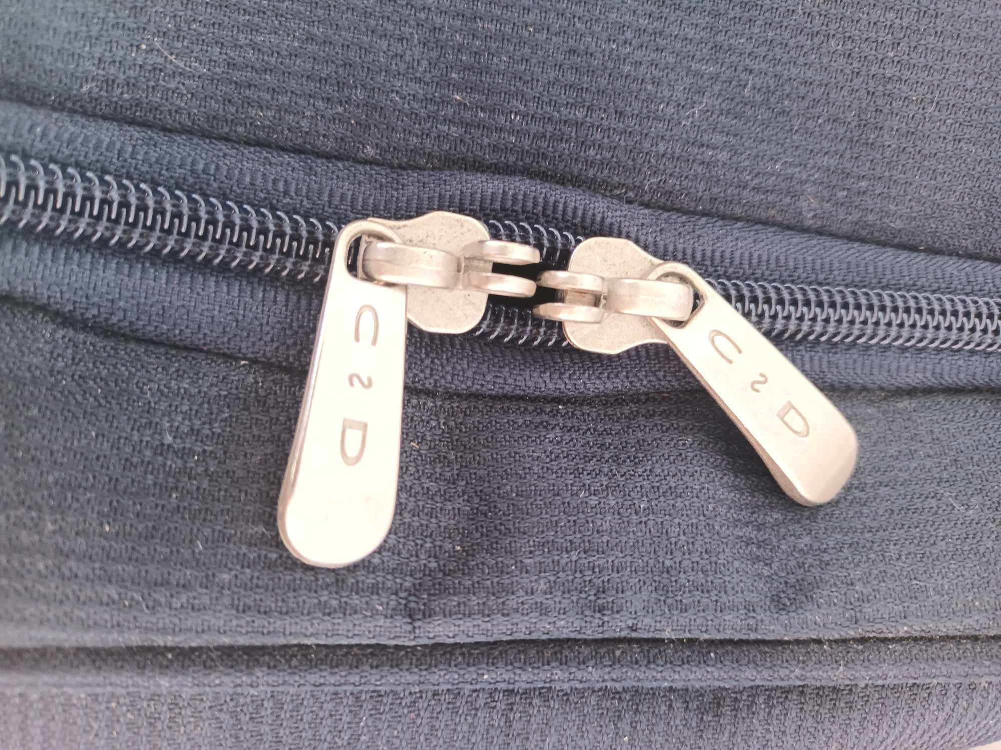 Saco de viagem CsD resistente - com algum uso em relativo bom estado.