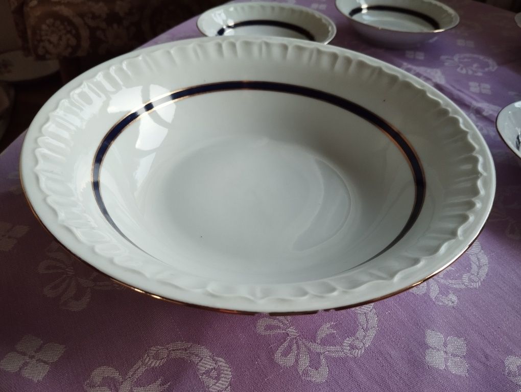 Komplet lata 80/90-te półmisek + 6 salaterek , Porcelana Bogucice.