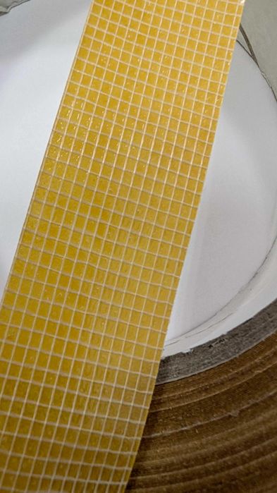 Двостороння клейка стрічка на тканевій основі 48мм х 50м