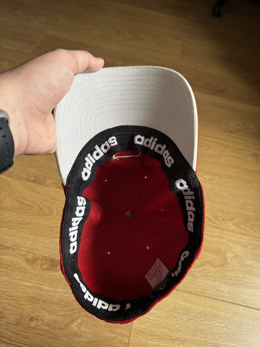 Кепка Adidas 2002 року в ідеальному стані