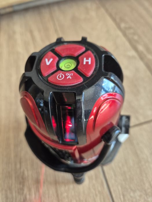 Laser krzyżowy Deko 4V1H 5 linii 6 punktów