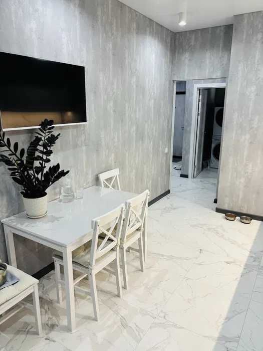 ЖК Крістал  у продажу  сучасна  2к квартира  ( 22511)