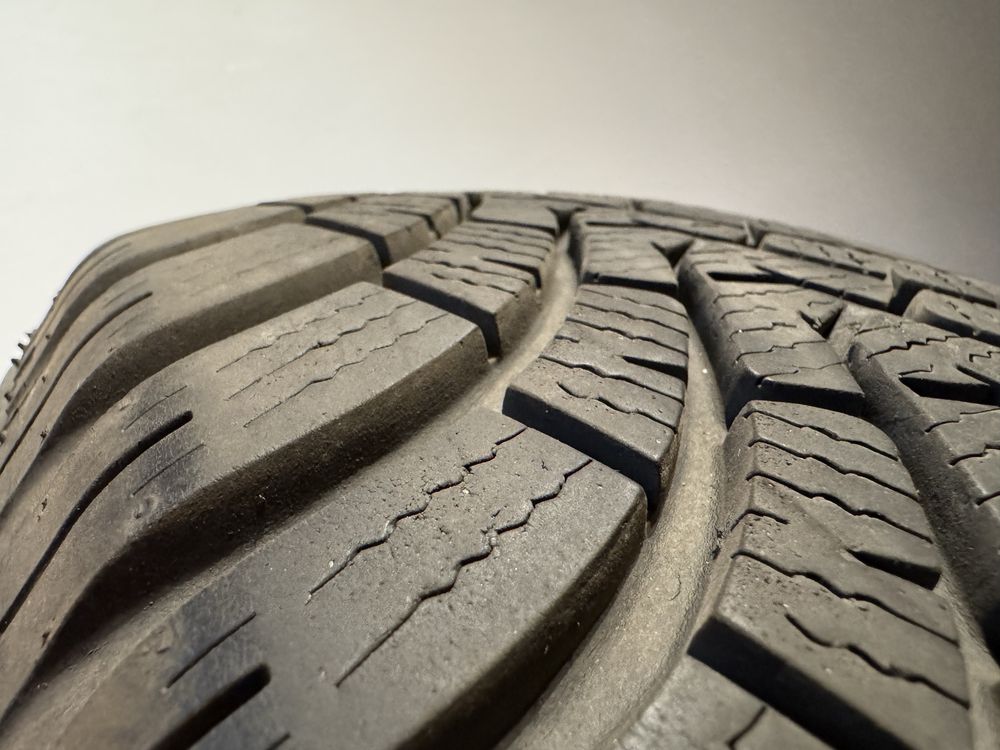 Opony zimowe Falken 215/70/16 SUV 2020r