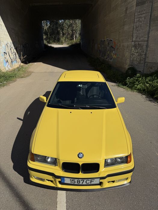 Bmw e36 318i.