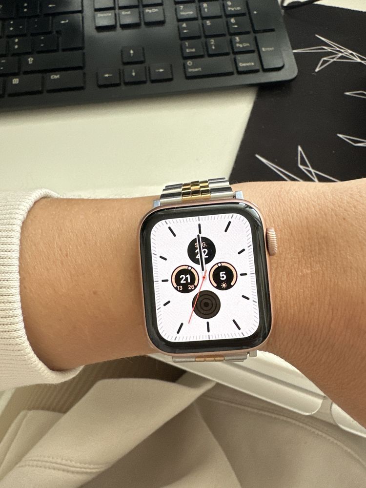 Troco apple watch SE rose gold