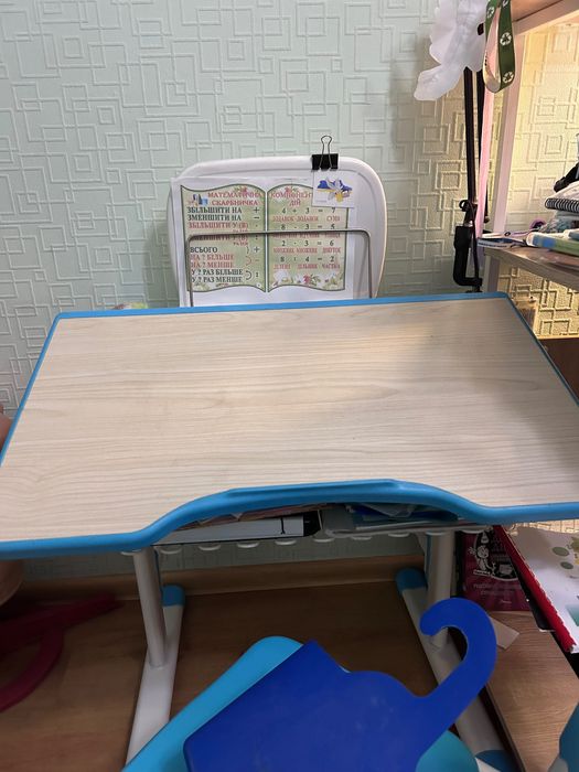 Дитяча парта зі стільцем зростайка fun desk