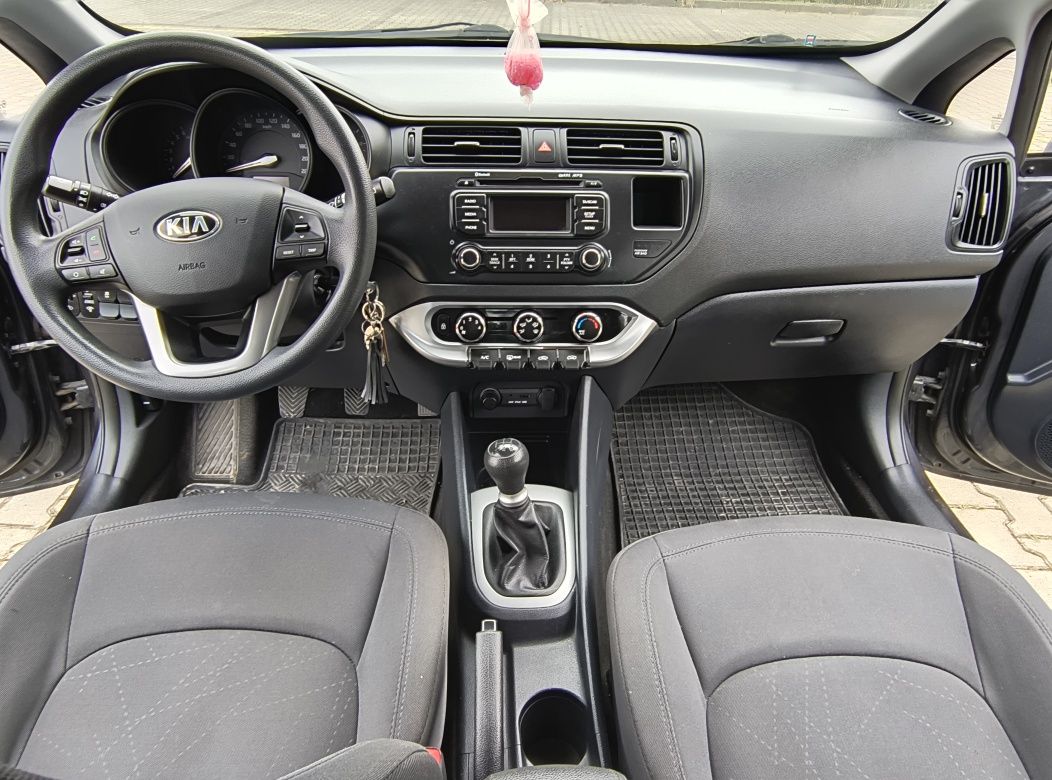 Samochód osobowy Kia Rio 1.2 2024 Rok Zadbane