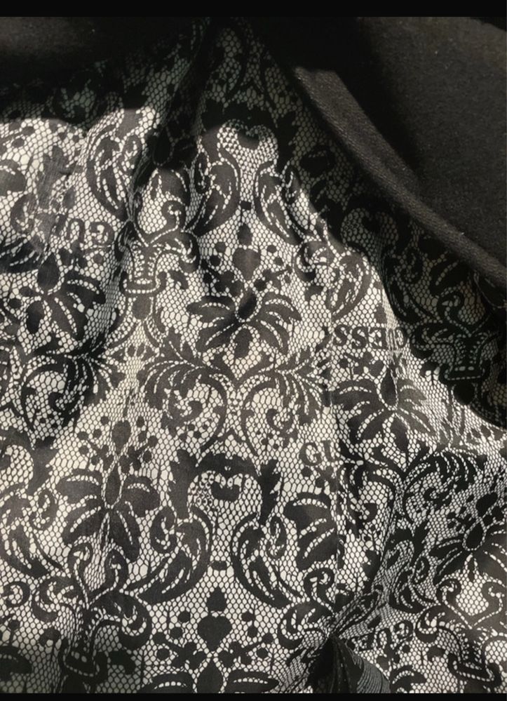 Casaco GUESS preto