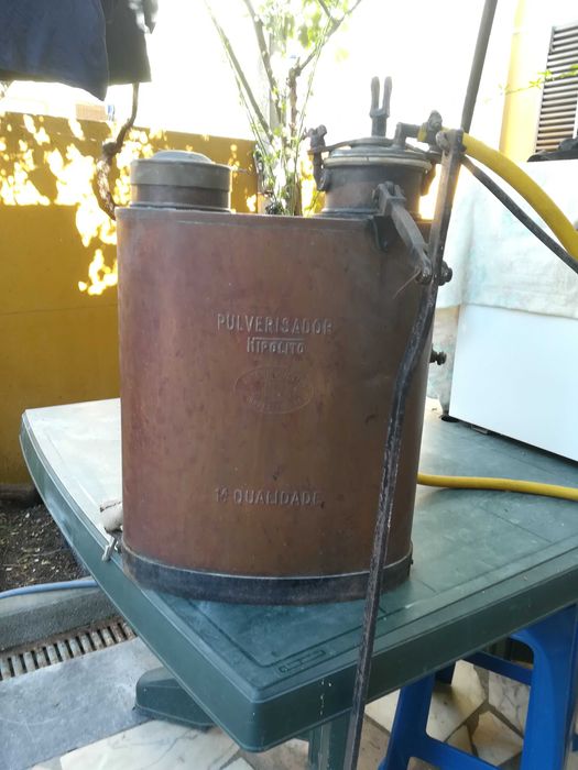 Pulverizador em cobre Hipólito