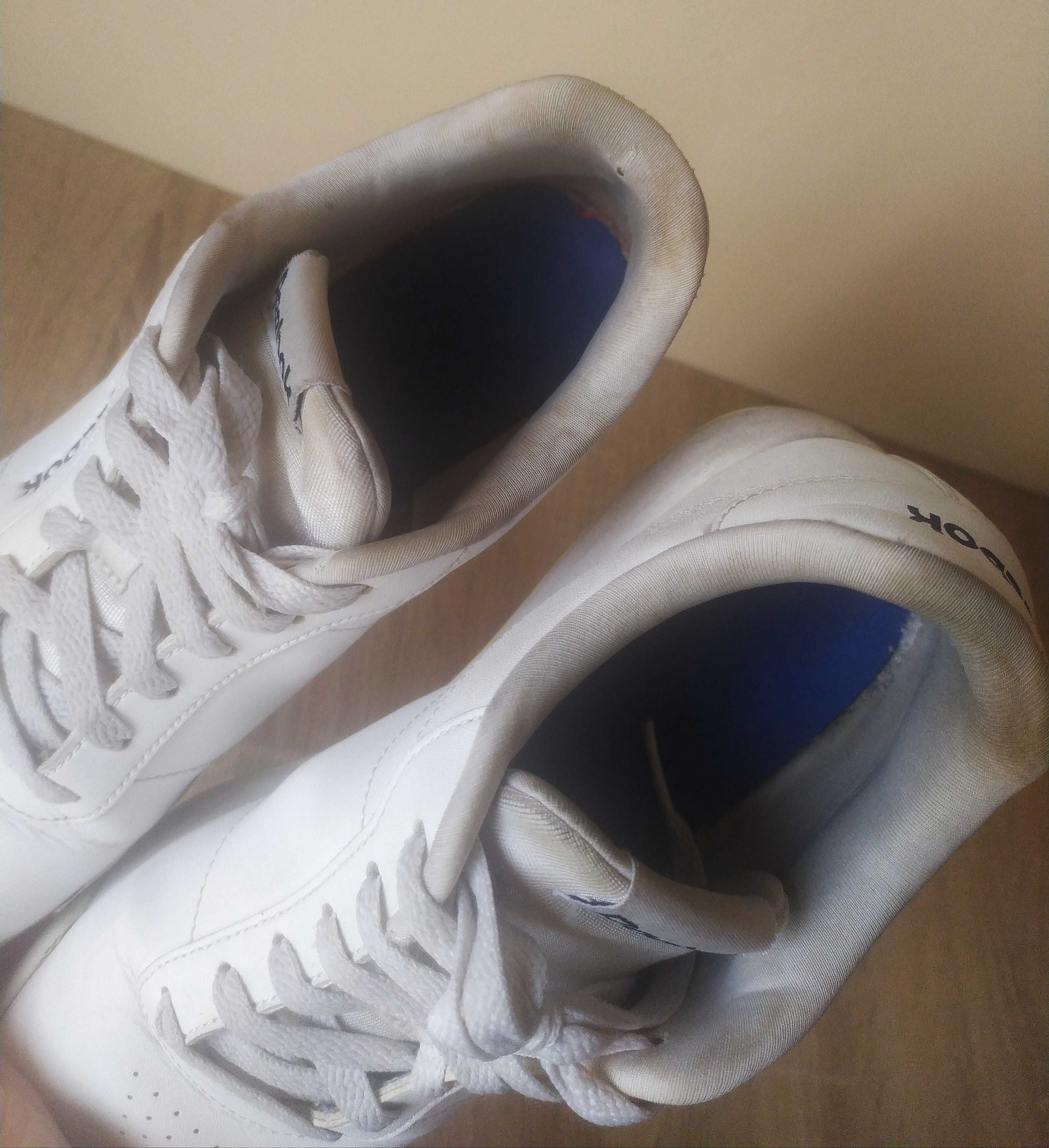 Białe skórzane buty sportowe , Reebok, rozmiar 38.5