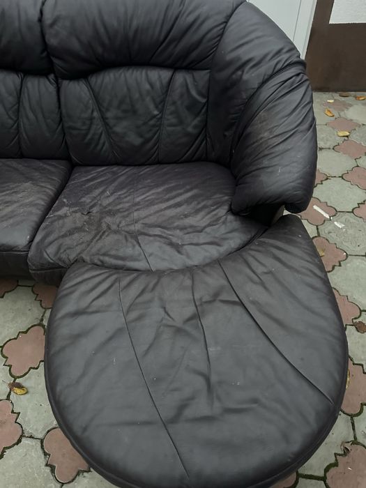 Диван шкіряний довжина 3,5  б/у