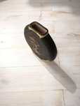 Wazon ceramiczny z motywem kobiecym