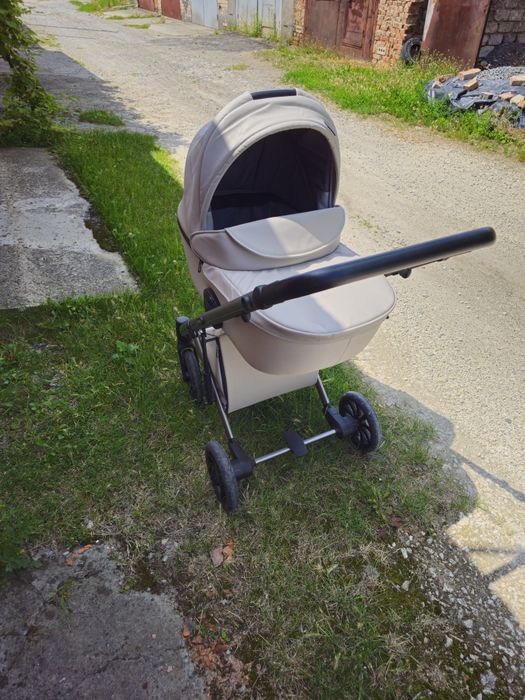 Anex e/type дитяча колиска