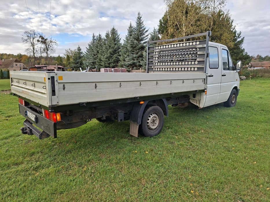 Volkswagen LT35 2.8HDI 7osobowy.