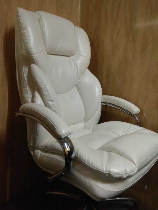 перетяжка , ремонт  и продажа офисных кресел