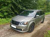 2019 Dodge Grand Caravan GT srebrny - nowe opony
