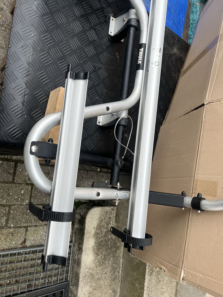 Thule Caravan Superb na zaczep przyczepy na 2-3  rower