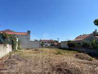 Terreno plano com 315 m2, Quinta da Lobateira, Fernão Ferro