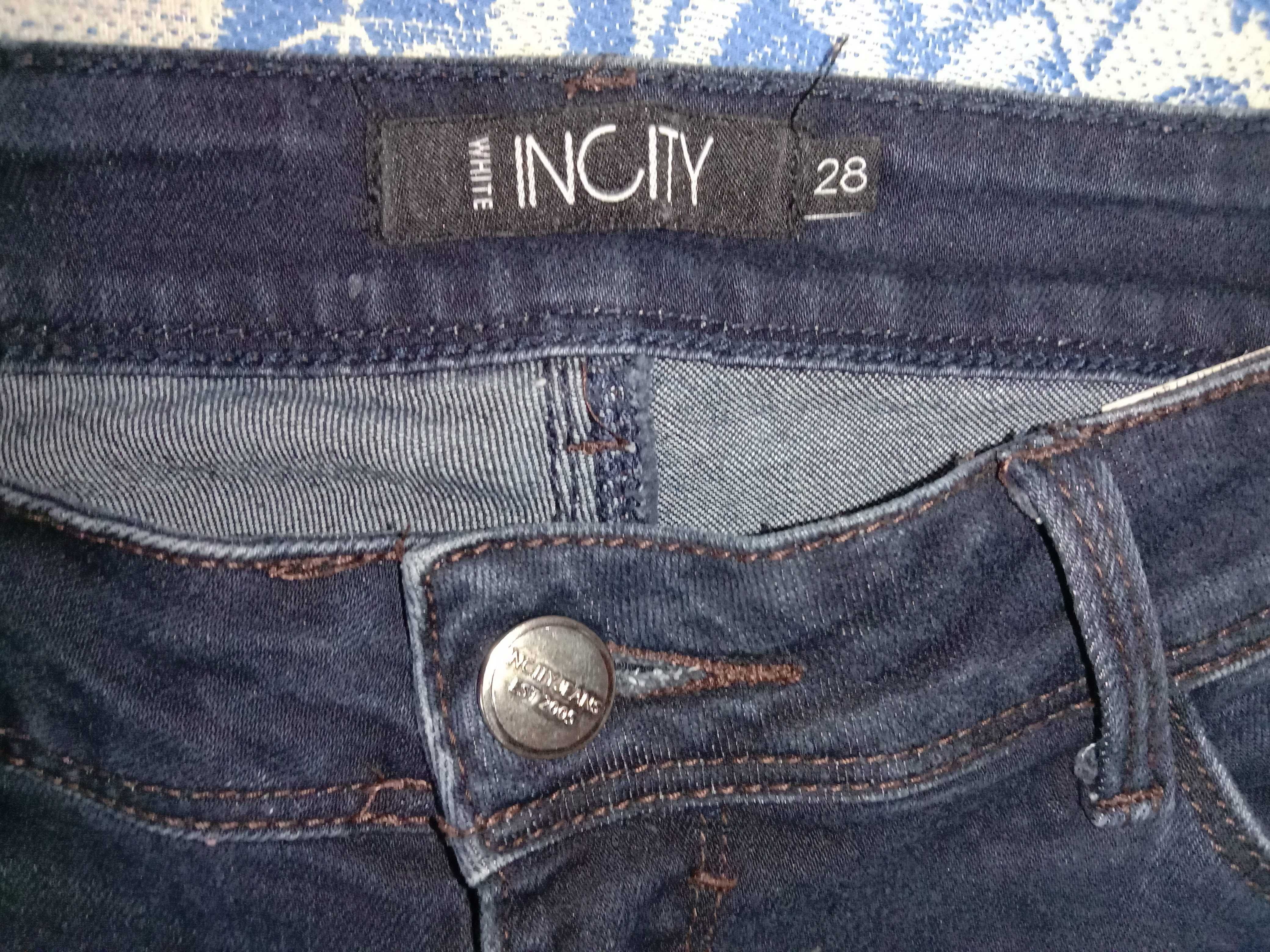 Джинсы женские Incity. Цвет темно-синий. Р-р 44-46