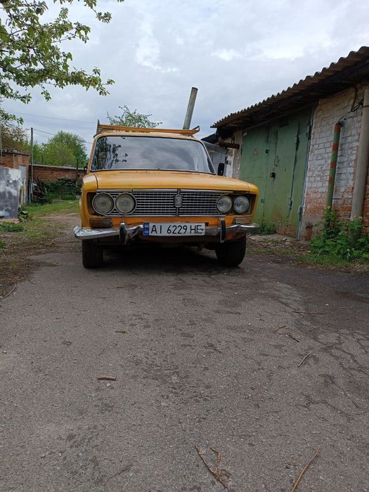 Продам ваз  2103